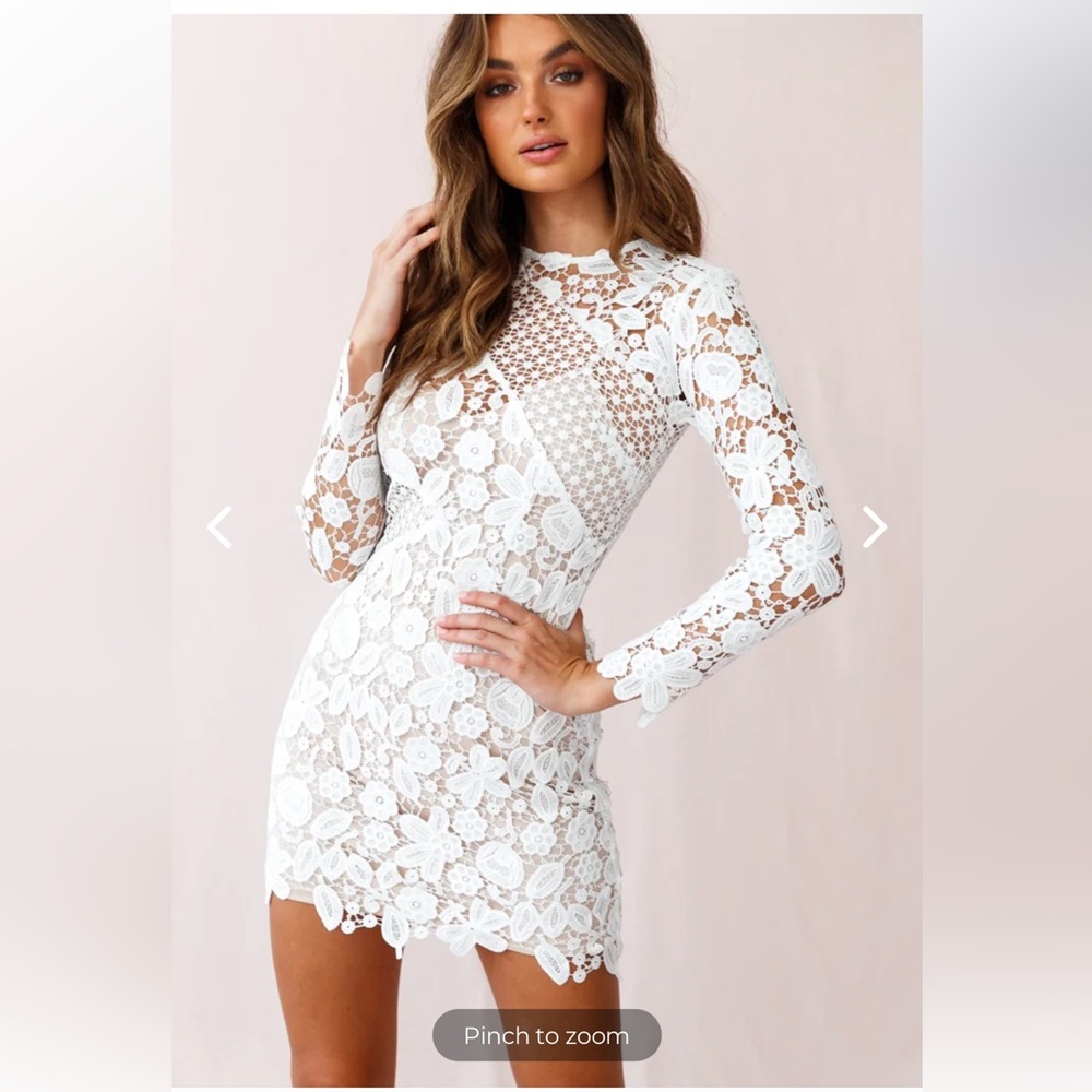 Like NEW!! XS White Lace Selfie Leslie Reinhart long sleeve Crochet Sexy Dress